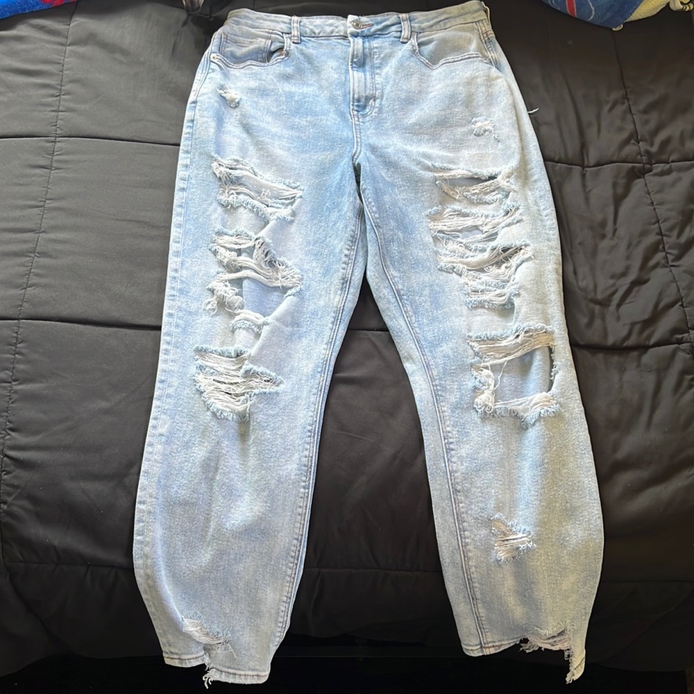 American Eagle Light Ripped Jeans